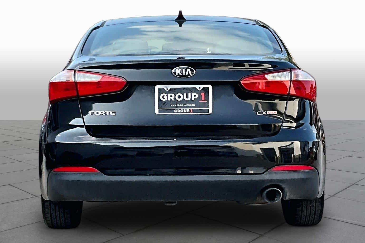 Pre-Owned 2015 Kia Forte EX