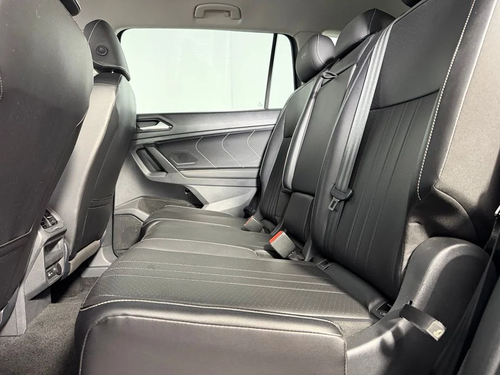 Used 2024 Gray Volkswagen 2.0T SE image 19