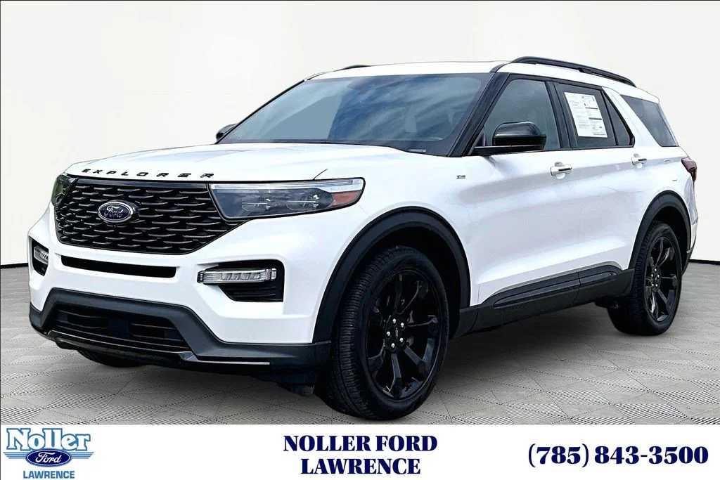 2024 Ford Explorer ST-LINE 4WD's photo