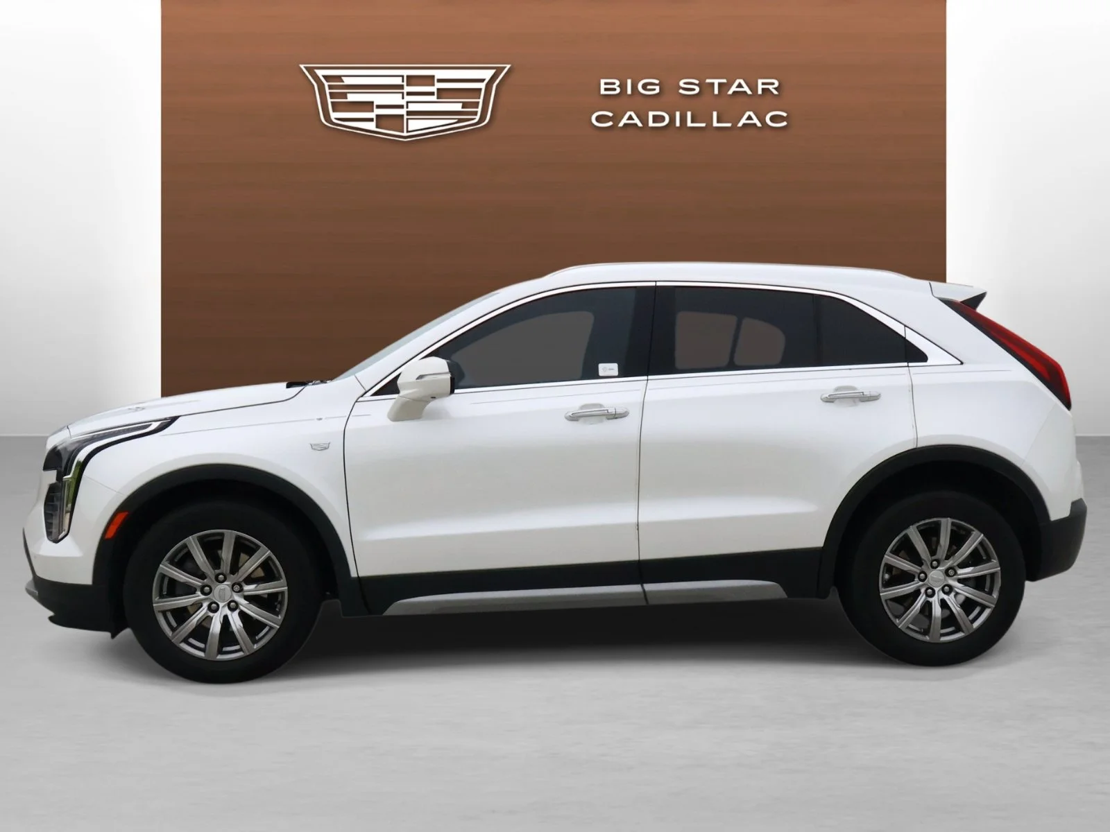 Certified Used 2022 Crystal White Tricoat Cadillac Premium Luxury image 2