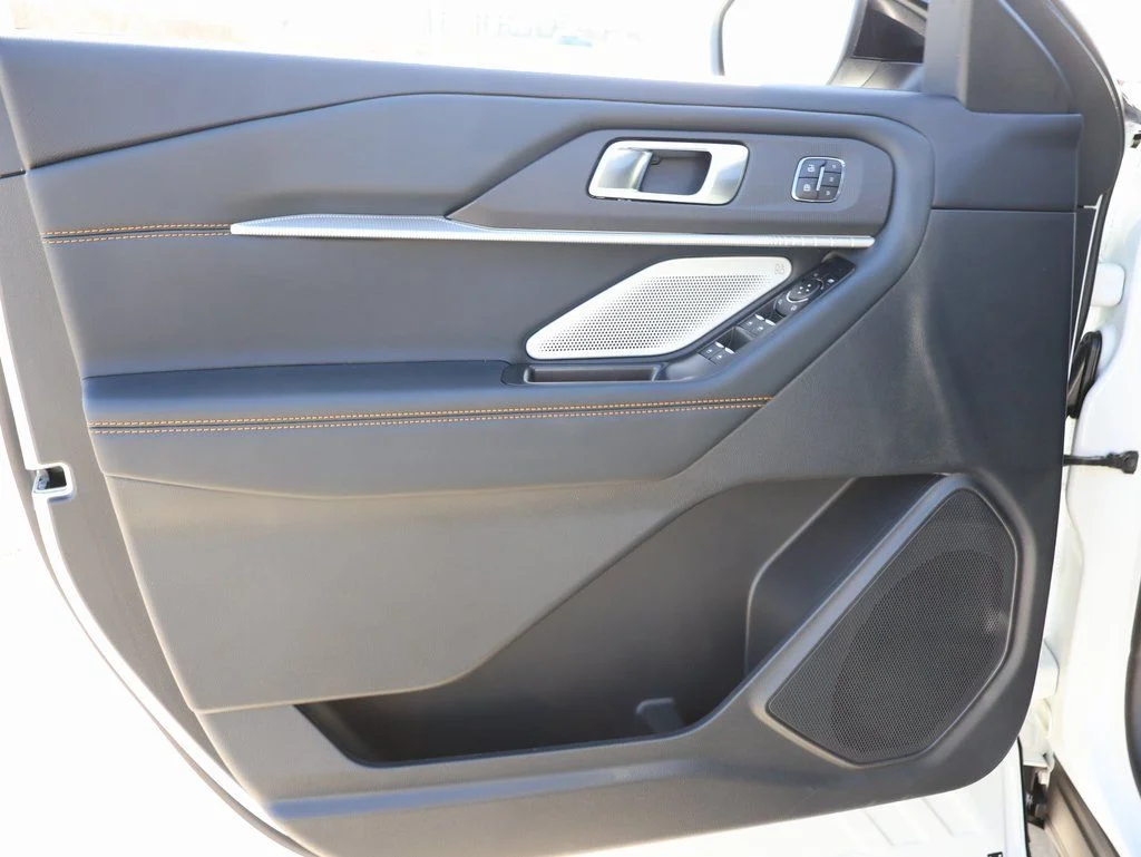 2026 Ford Explorer Tremor - Photo 23