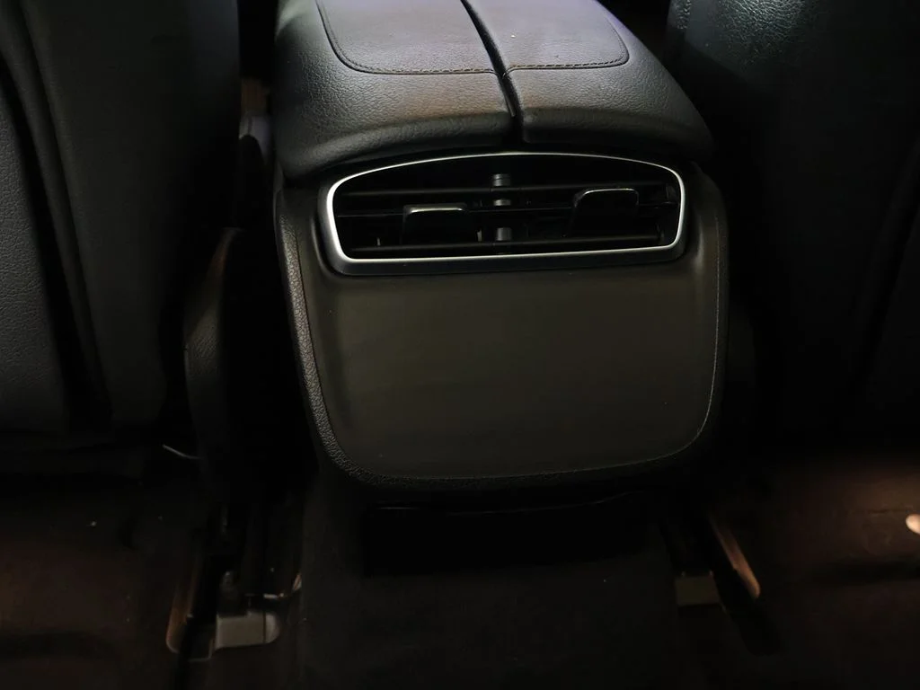 Used 2023 Black Mercedes-Benz 500 Sedan image 45