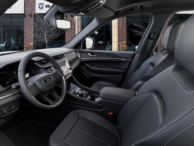 New 2026 Diamond Black Crystal Pearl-Coat Exterior Paint Jeep Limited image 48