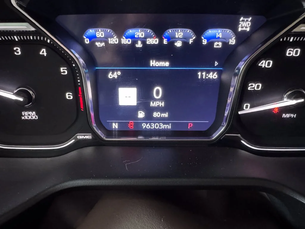2021 GMC Yukon Denali - Photo 20