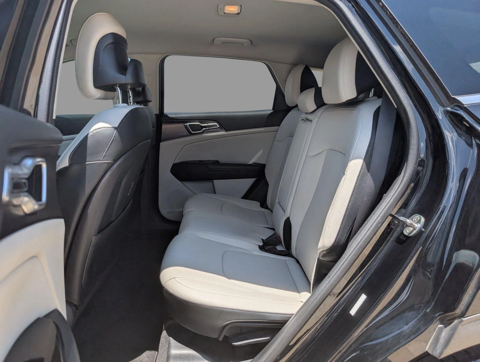 Used 2023 Ebony Black Kia EX image 18