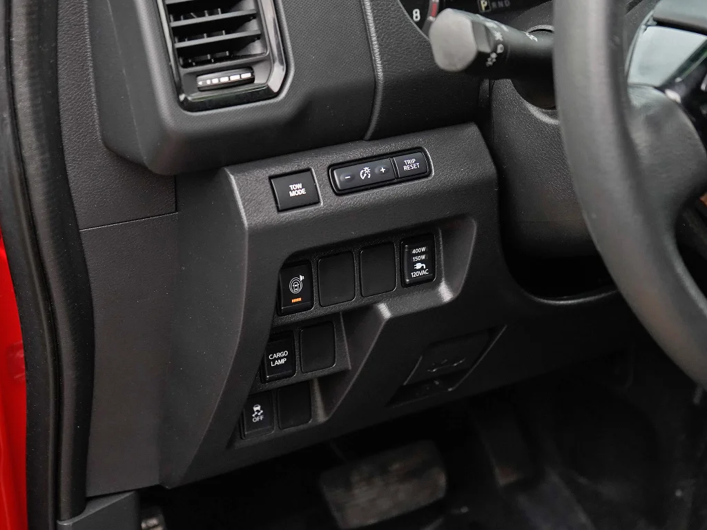 Used 2022 Red Alert Nissan PRO-X image 19