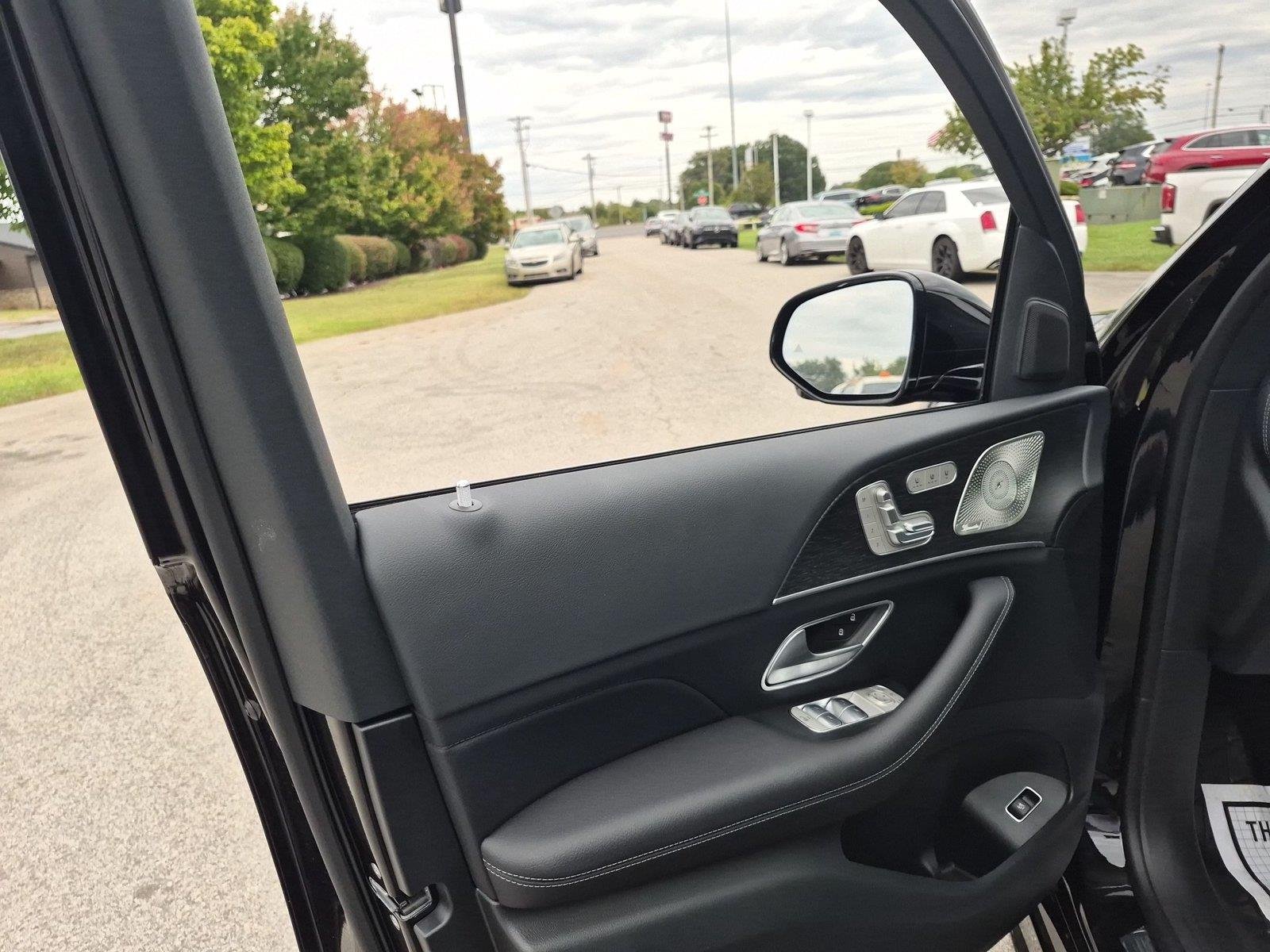 New 2027 Obsidian Black Metallic Mercedes-Benz GLE 450 image 14