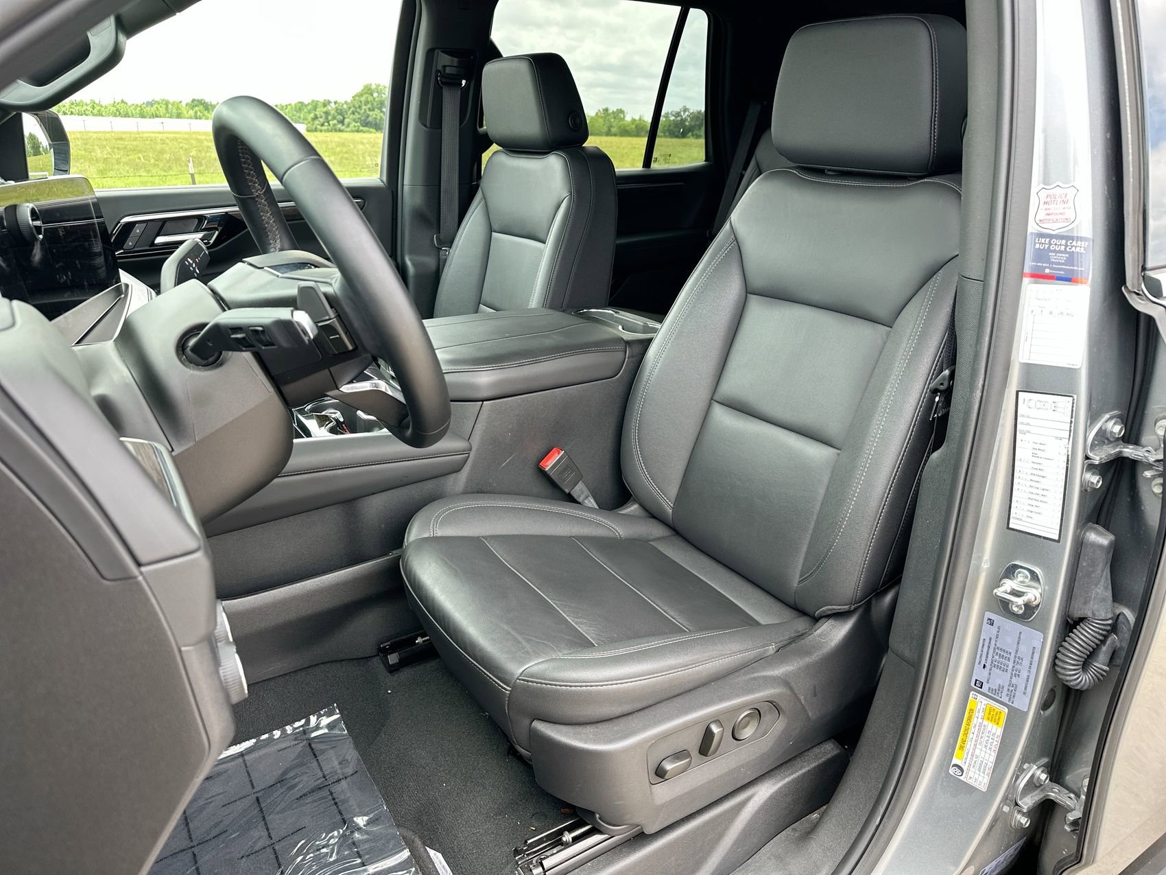 Used 2025 Sterling Gray Metallic Chevrolet LT image 11