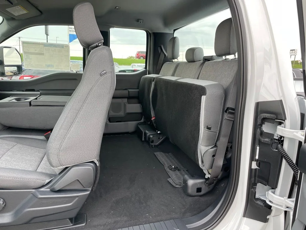 New 2026 Oxford White Ford F-350® XL image 45