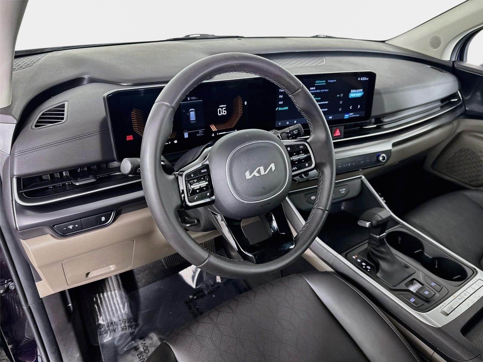 Used 2025 Deep Chroma Blue Kia LXS image 9