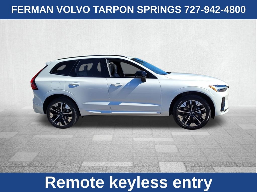 2026 Volvo XC60 Plus - Photo 12