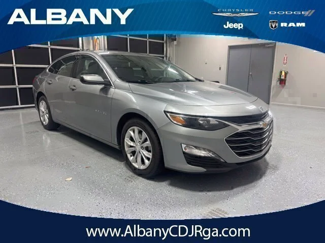 Used 2025 Gray Chevrolet LT image 2