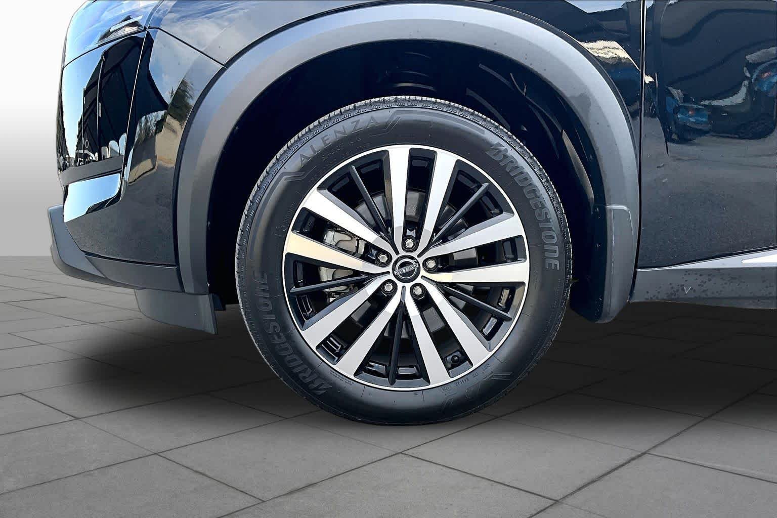 Certified Used 2025 Super Black Nissan Platinum image 11