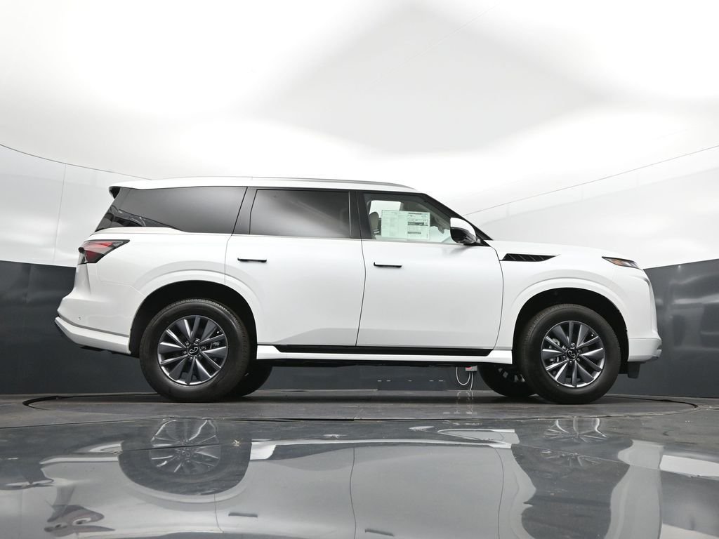 New 2026 RADIANT WHITE INFINITI Pure 2WD image 46