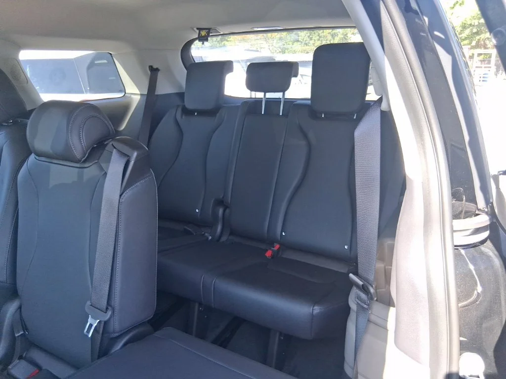 Certified Used 2026 Black Kia LXS image 17