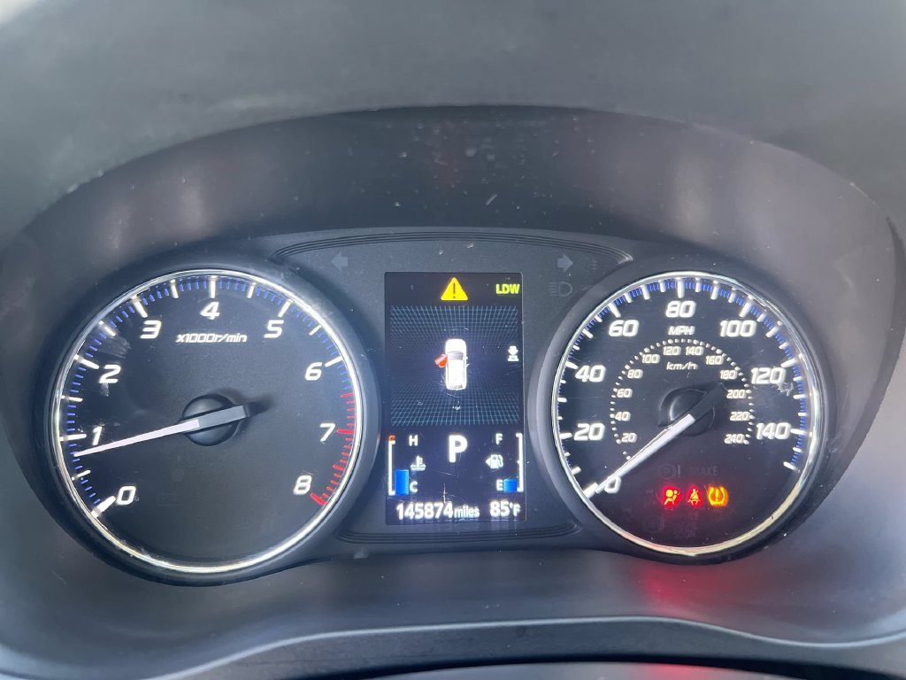 Used 2020  Mitsubishi SE image 10