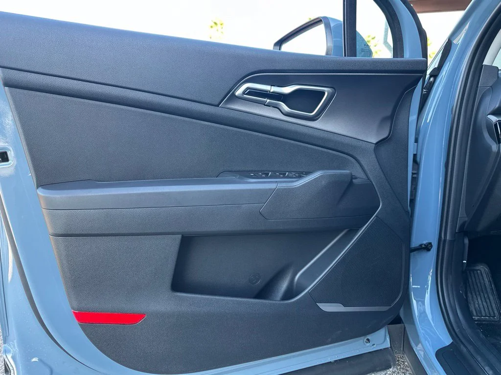 New 2027 Blue Kia S image 5