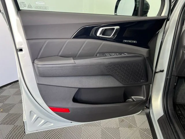 New 2026 White Kia SX Prestige image 18