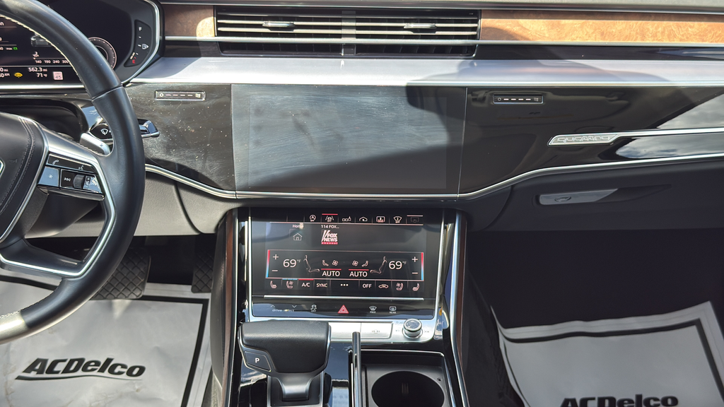 Used 2019 White Audi L 55 image 18