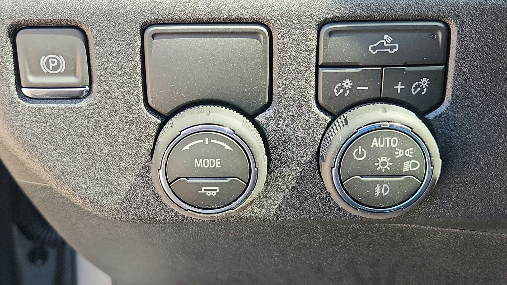 New 2026 Sterling Gray Metallic Chevrolet RST image 20