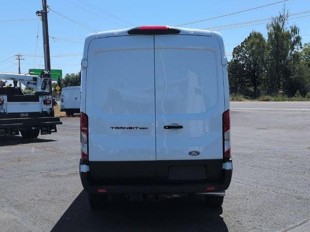 New 2026 Oxford White Ford Cargo Van image 4
