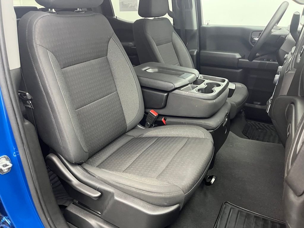 Used 2022 Glacier Blue Metallic Chevrolet Custom image 39
