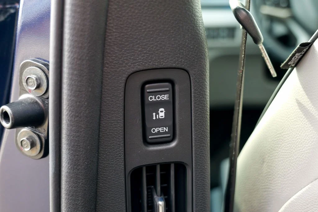 Used 2024 Obsidian Blue Pearl Honda Elite image 29