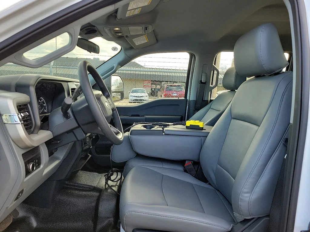 New 2026 Oxford White Ford F-550® XL image 7