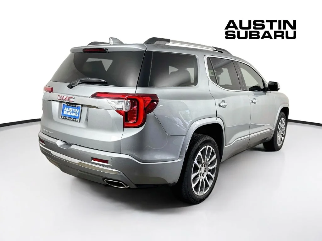 Used 2023 Silver GMC Denali image 7