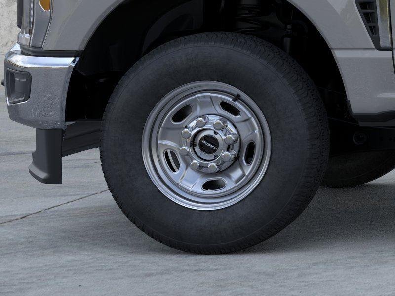 New 2026 Avalanche Gray Ford XL image 4