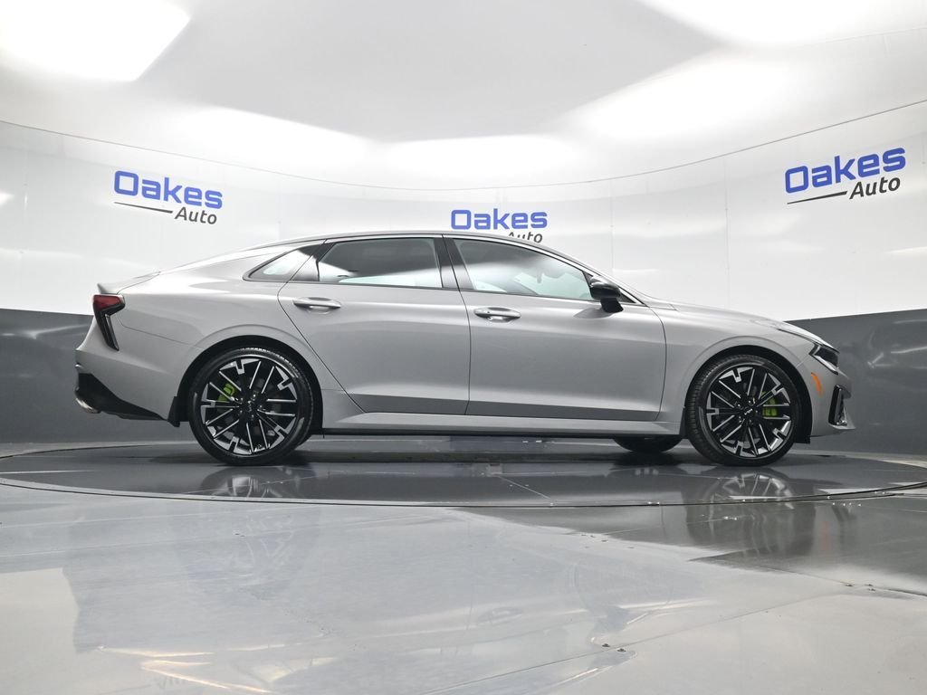 2026 Kia K5 GT - Photo 47