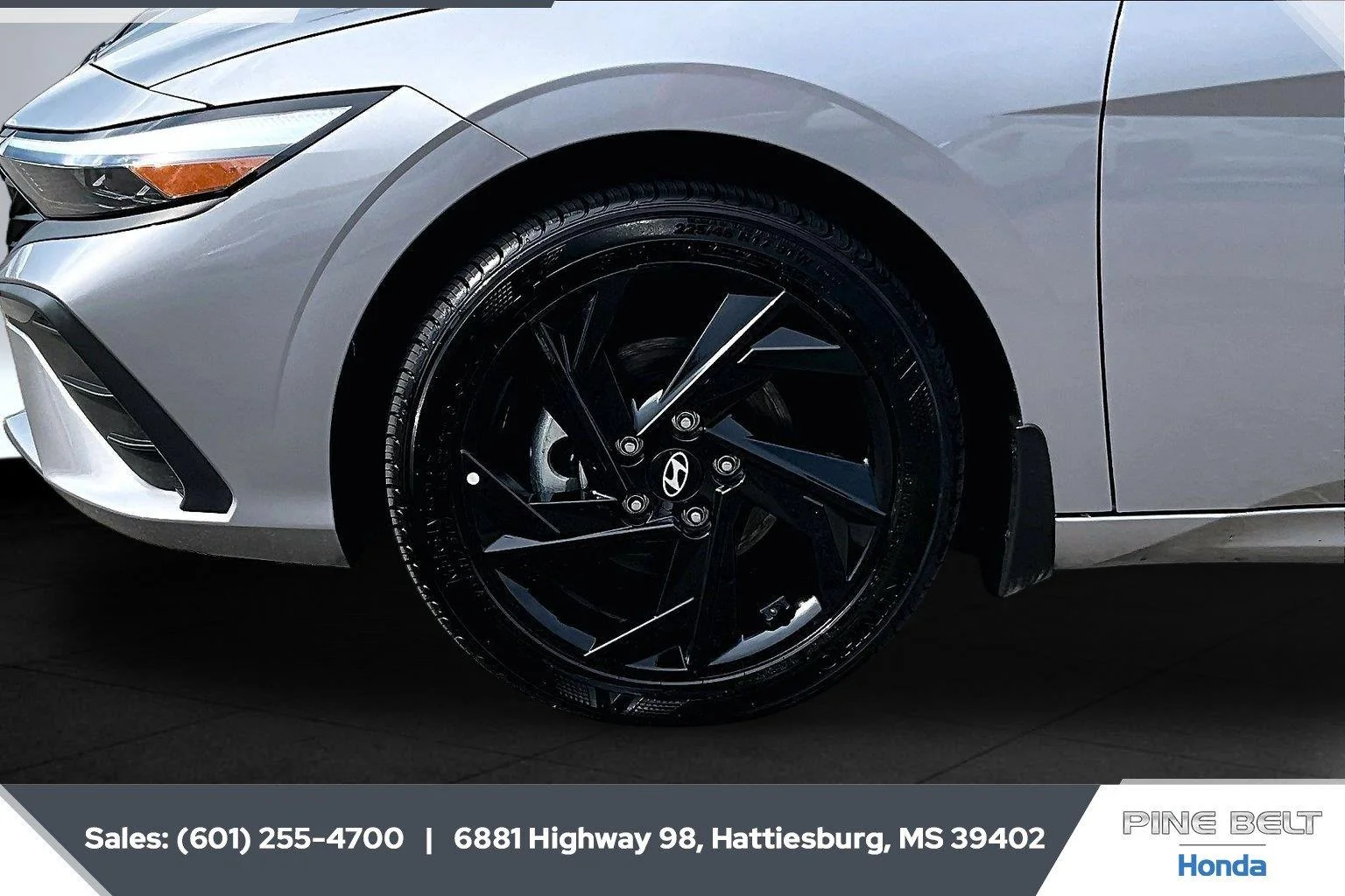 Used 2026 Fluid Metal Hyundai SEL Sport image 7