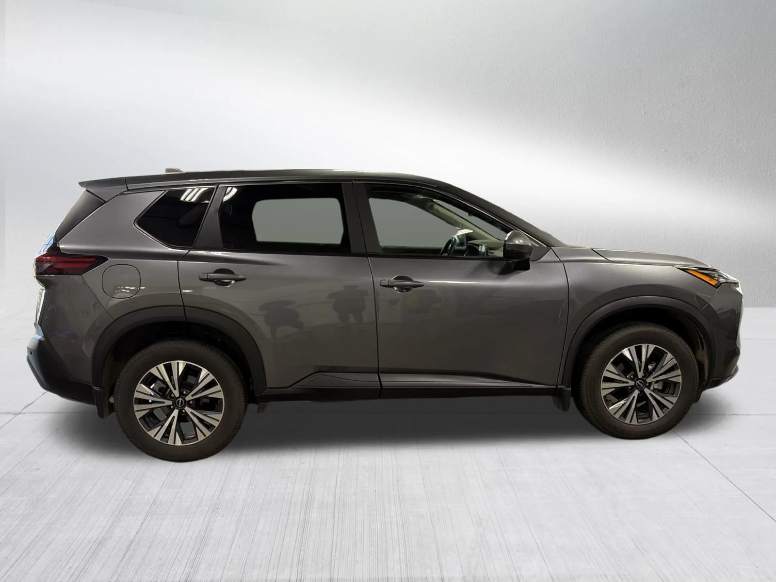 Used 2023 Gun Metallic Nissan SV image 8