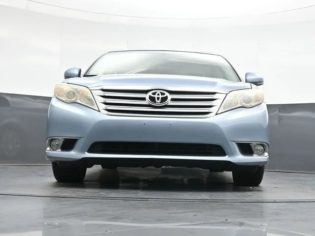 Used 2011 Blue Toyota Limited image 39