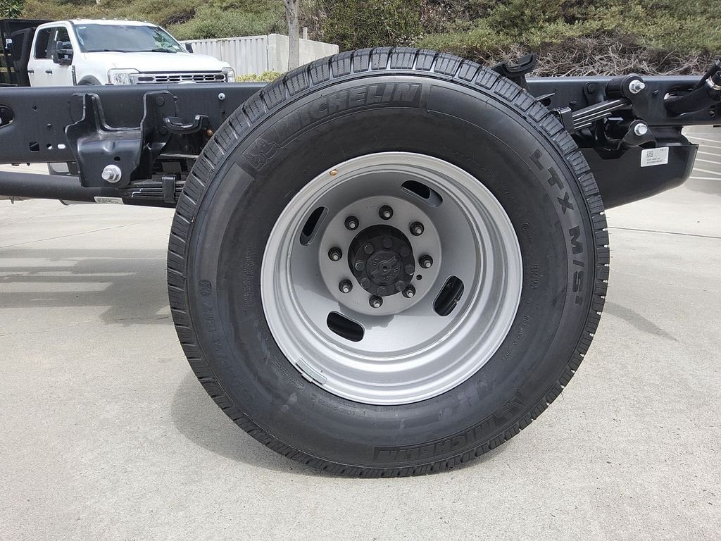 New 2026 White Ford XL image 14