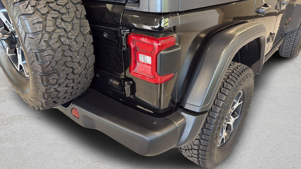 Used 2019 Black Jeep Unlimited Rubicon image 12