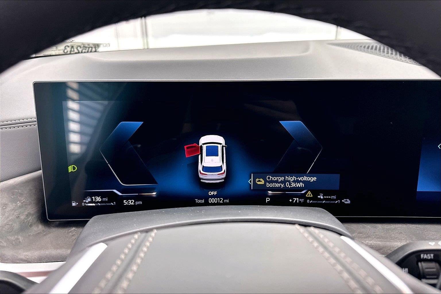 New 2026 Alpine White BMW xDrive50e image 18