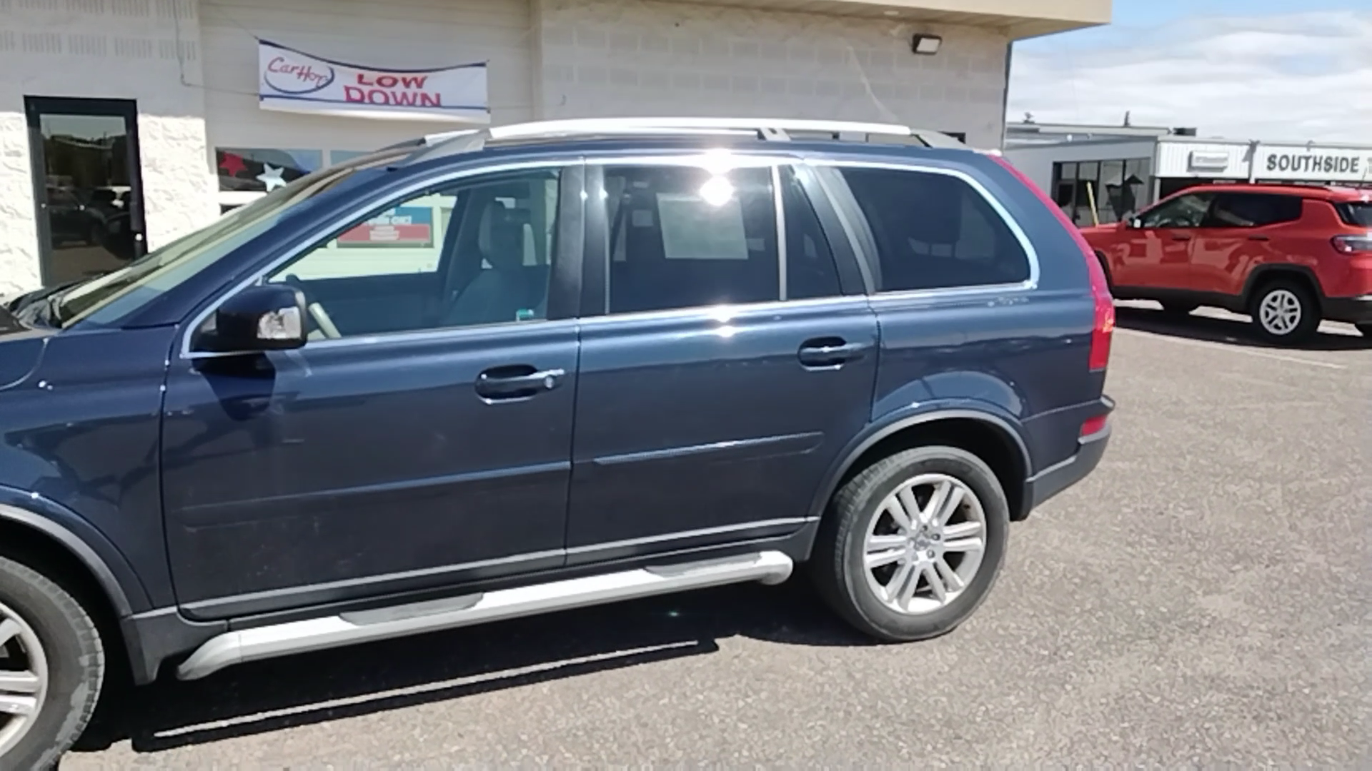 Used 2012 Gold Volvo  image 4