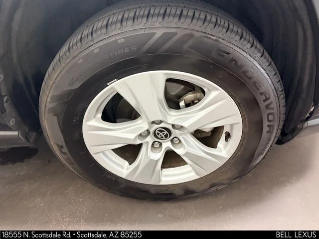 Used 2021 Black Toyota XLE image 10
