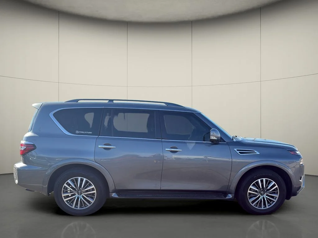 Used 2023 Gray Nissan SL image 8