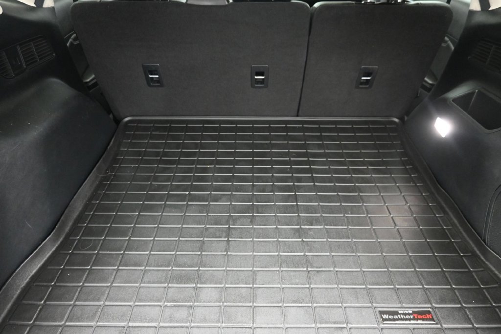 Used 2020 Green Ford Titanium image 11