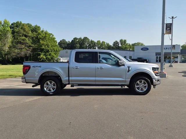 Used 2025 Silver Ford XLT image 14