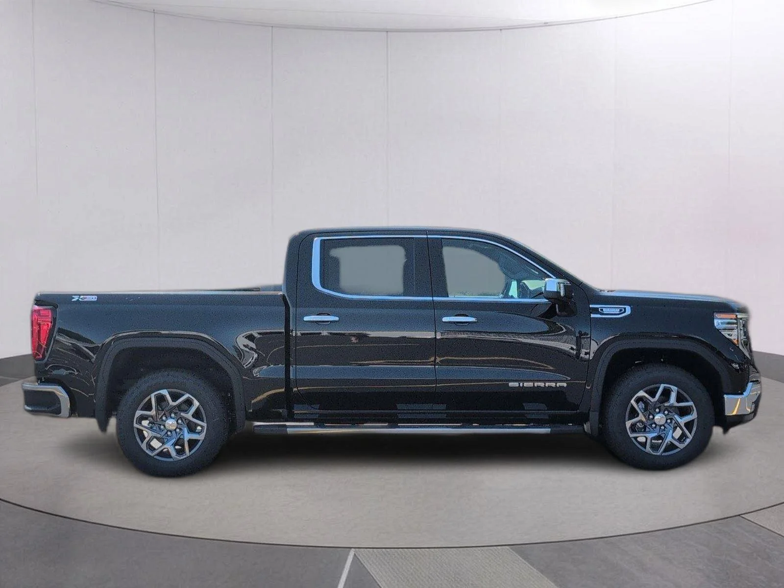 New 2026 Onyx Black GMC SLT image 8