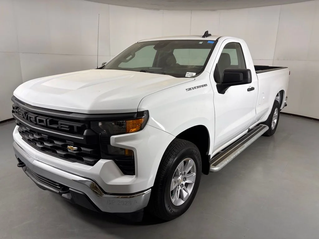 Used 2025 White Chevrolet WT image 5