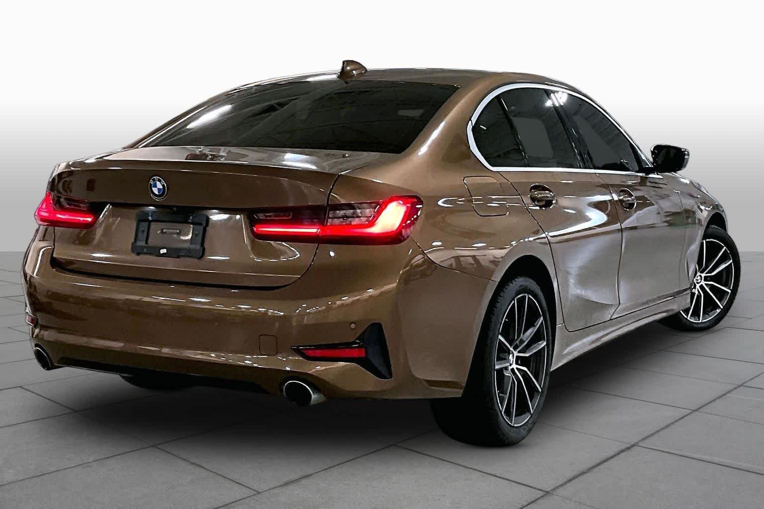 Used 2019 Vermont Bronze Metallic BMW 330i xDrive image 13