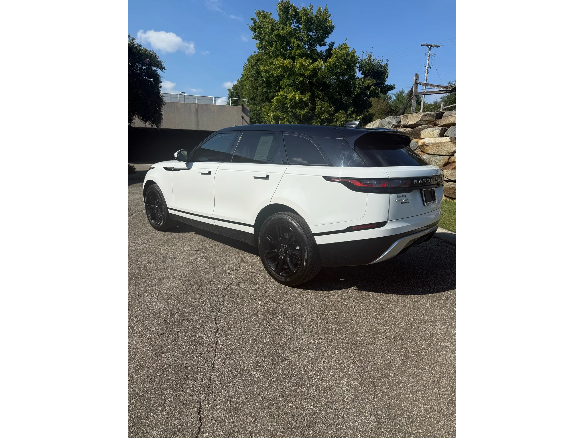 Used 2020 Fuji White Land Rover S image 2