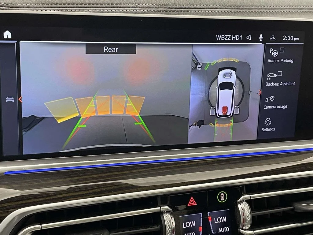 Used 2020 White BMW xDrive40i image 27