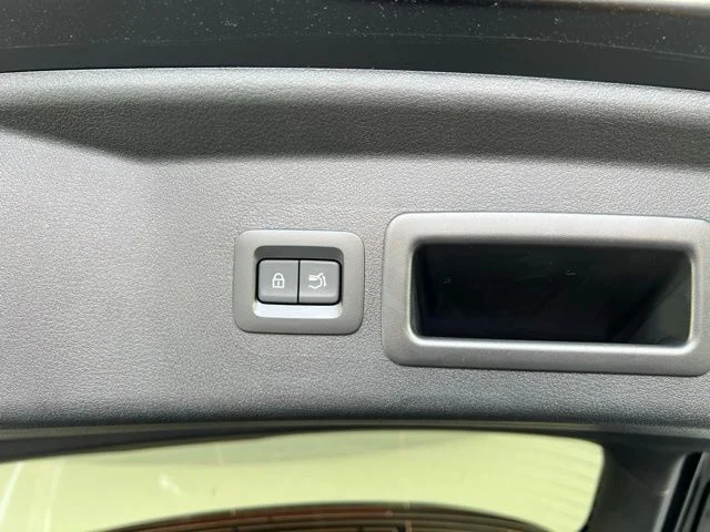 New 2026 Jet Black Mica Mazda 2.5 S Preferred AWD image 35