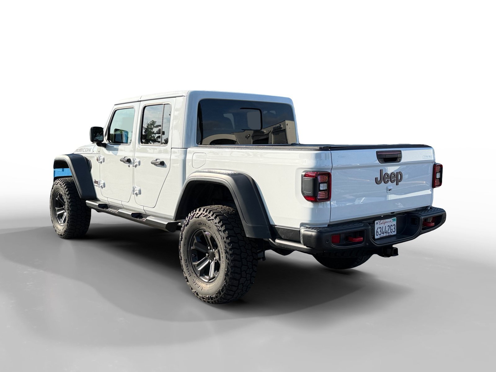 Used 2021 Bright White Clearcoat JEEP Rubicon image 3
