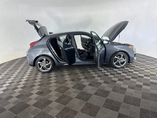 Used 2019 Gray Hyundai 2.0 image 17